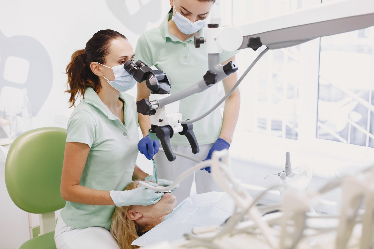 https://citydent.lublin.pl/wp-content/uploads/2022/04/endodoncja-1536x1024.jpg